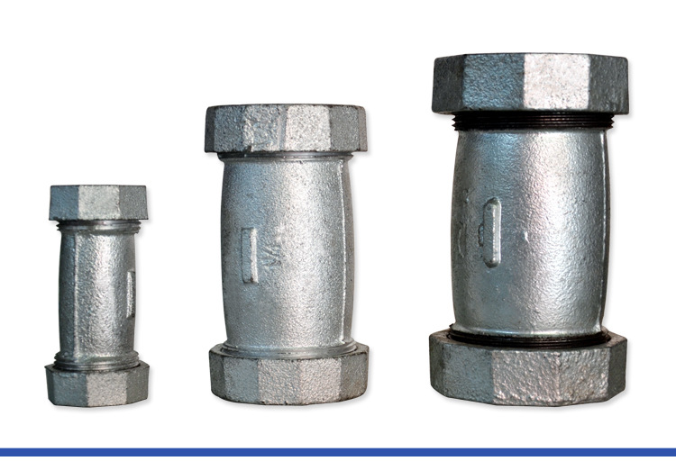 Malleable steel pipe fittings made in China Floor Flange 4 holes,  Galv.